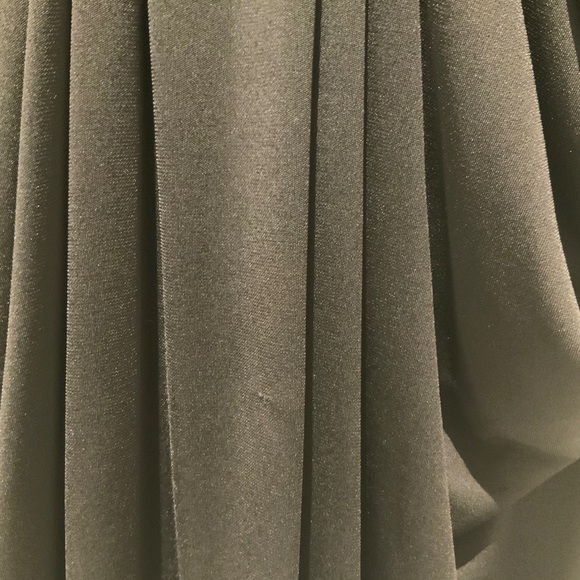 BCBG MAXAZRIA SHORT SLEEVE BLACK DRESS small - Picture 3 of 4